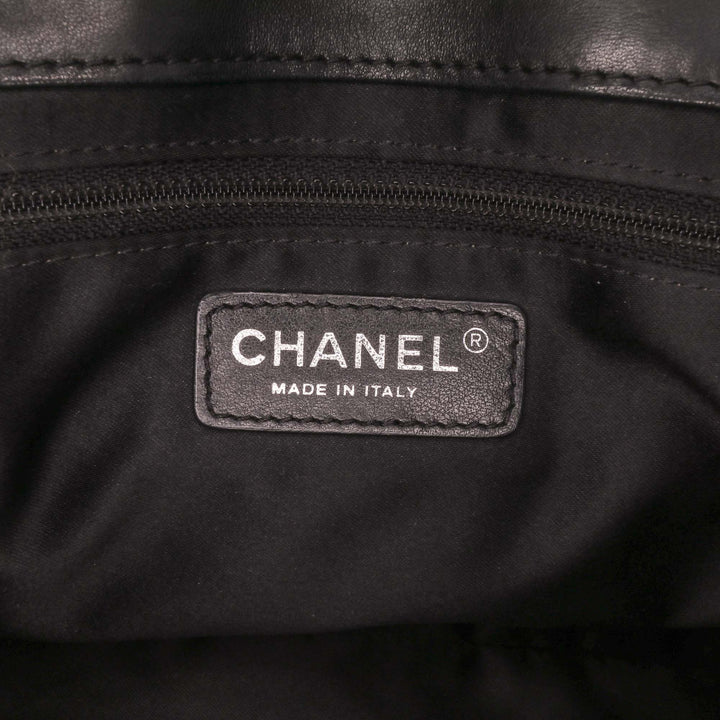 Jumbo Quilted Lambskin Coco Loop Flap Black - Gaby Paris