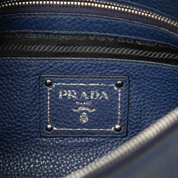 Prada Pochette Vitello Daino Bleu – vue 5 – GABY PARIS