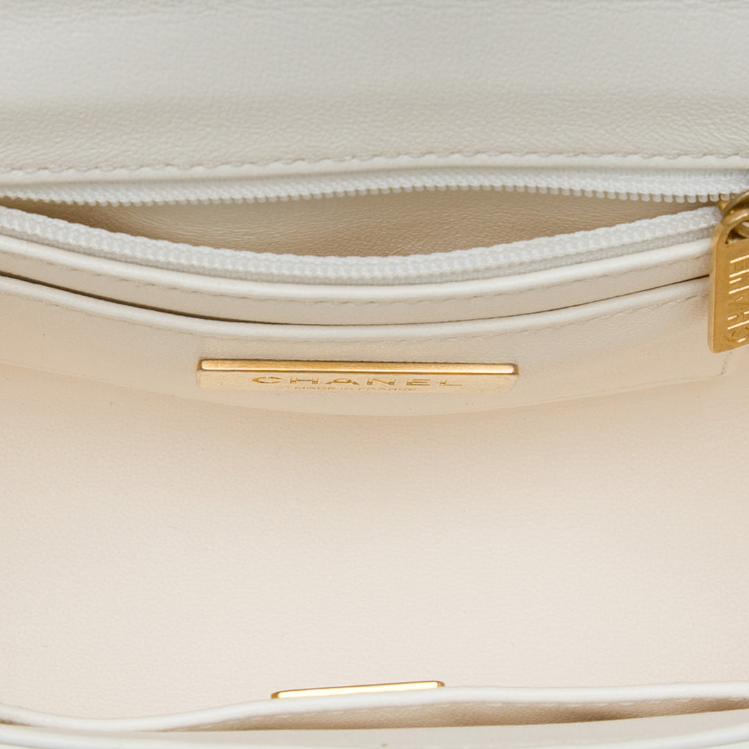 CC Matelassé Vanity Cosmetic Étui Mini Cuir d'agneau Blanc