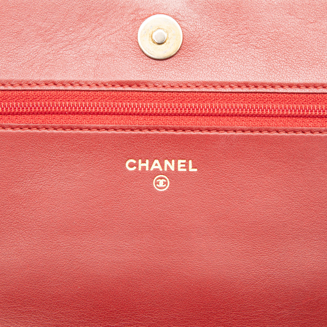 Chanel Matelassé Caviar Boy Wallet on Chain