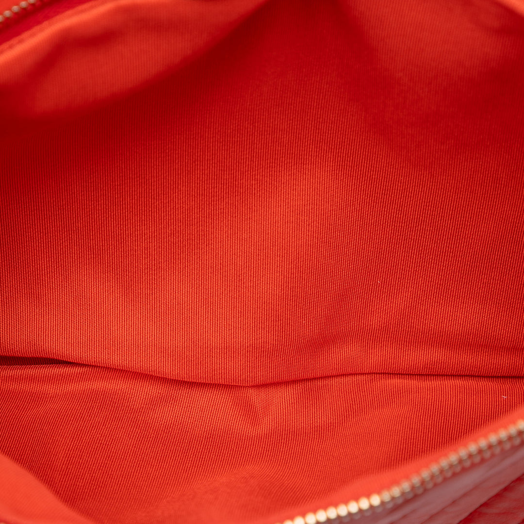 Chanel CC Chevron Cuir d’agneau Fold Over Pochette