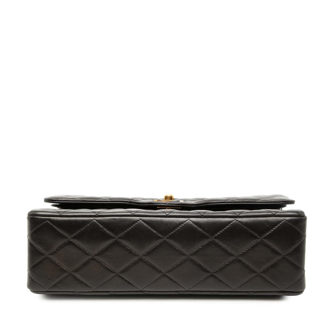 Chanel Medium Matelassé Cuir d’agneau et Combo CC Double rabat