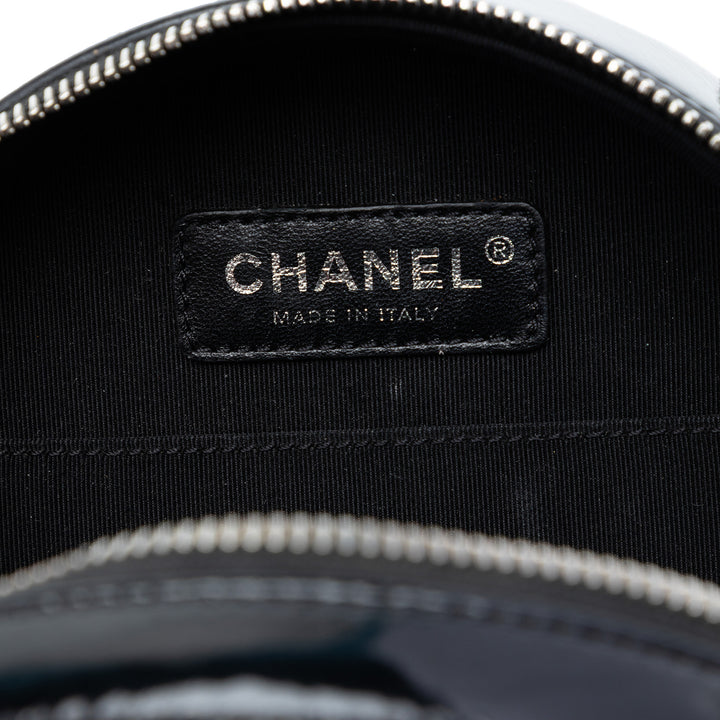 Chanel CC Cuir verni Rond as Earth Sac
