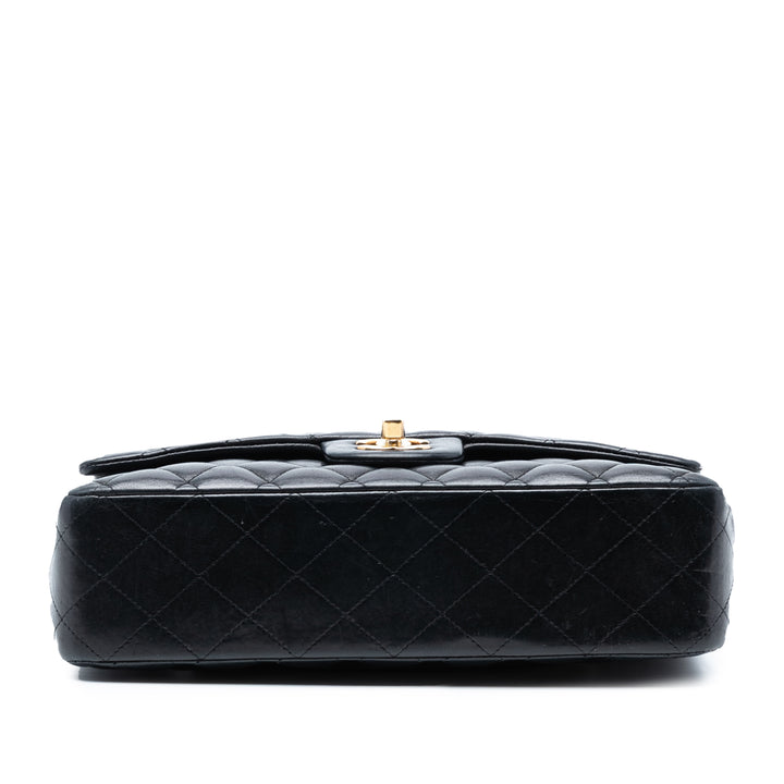 Chanel Medium Classic Cuir d’agneau Double rabat