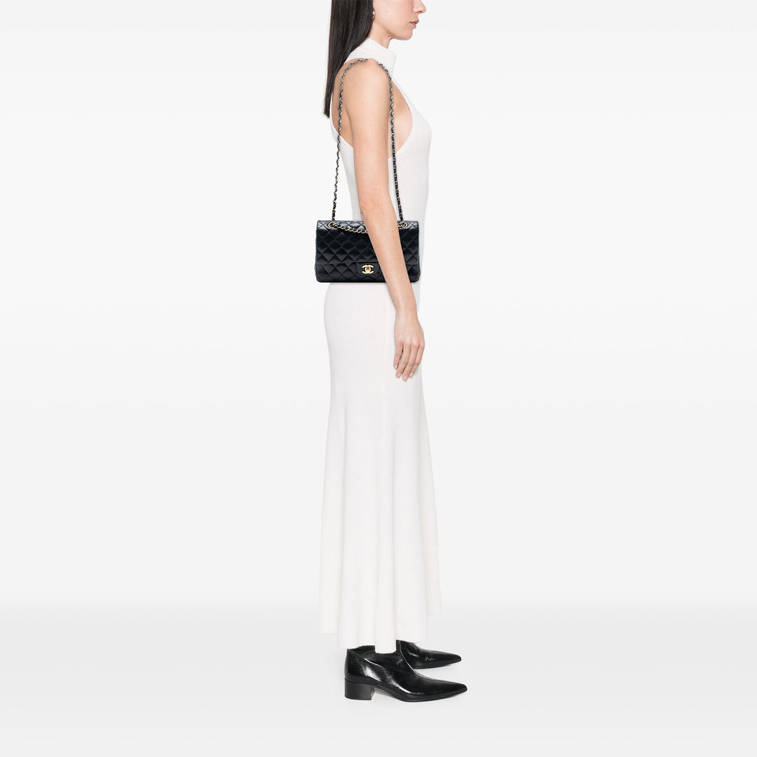 Chanel Medium Classic Cuir d’agneau Double rabat