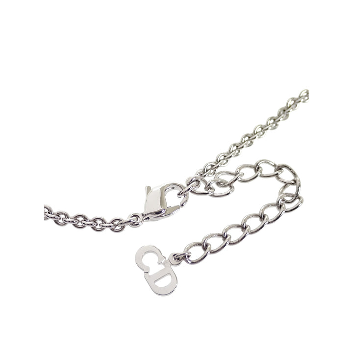 Dior Collier Finish Dangling Letters Pendant Argenté – vue 11 – GABY PARIS