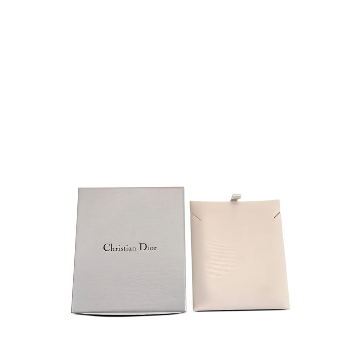 Dior Collier Finish Dangling Letters Pendant Argenté – vue 4 – GABY PARIS