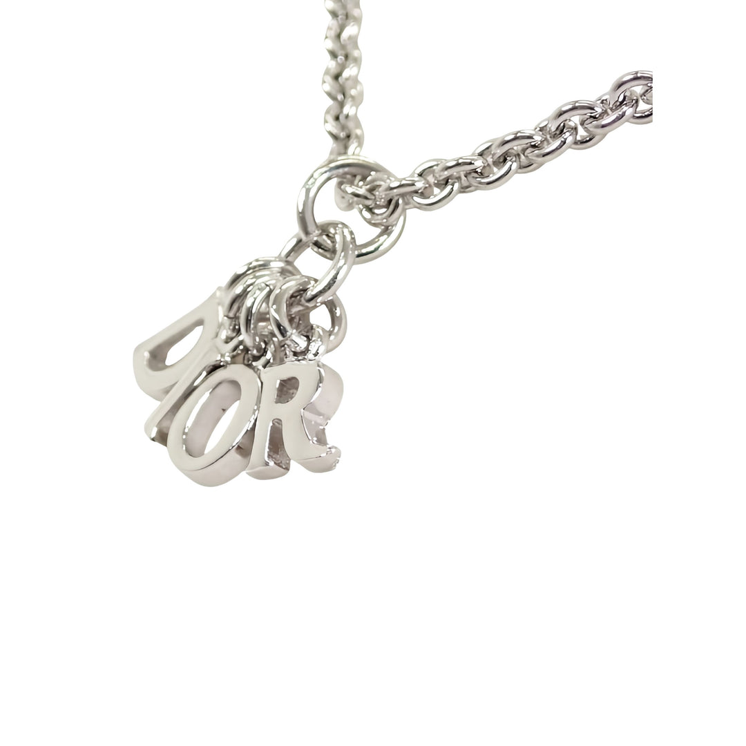 Dior Collier Finish Dangling Letters Pendant Argenté – vue 8 – GABY PARIS