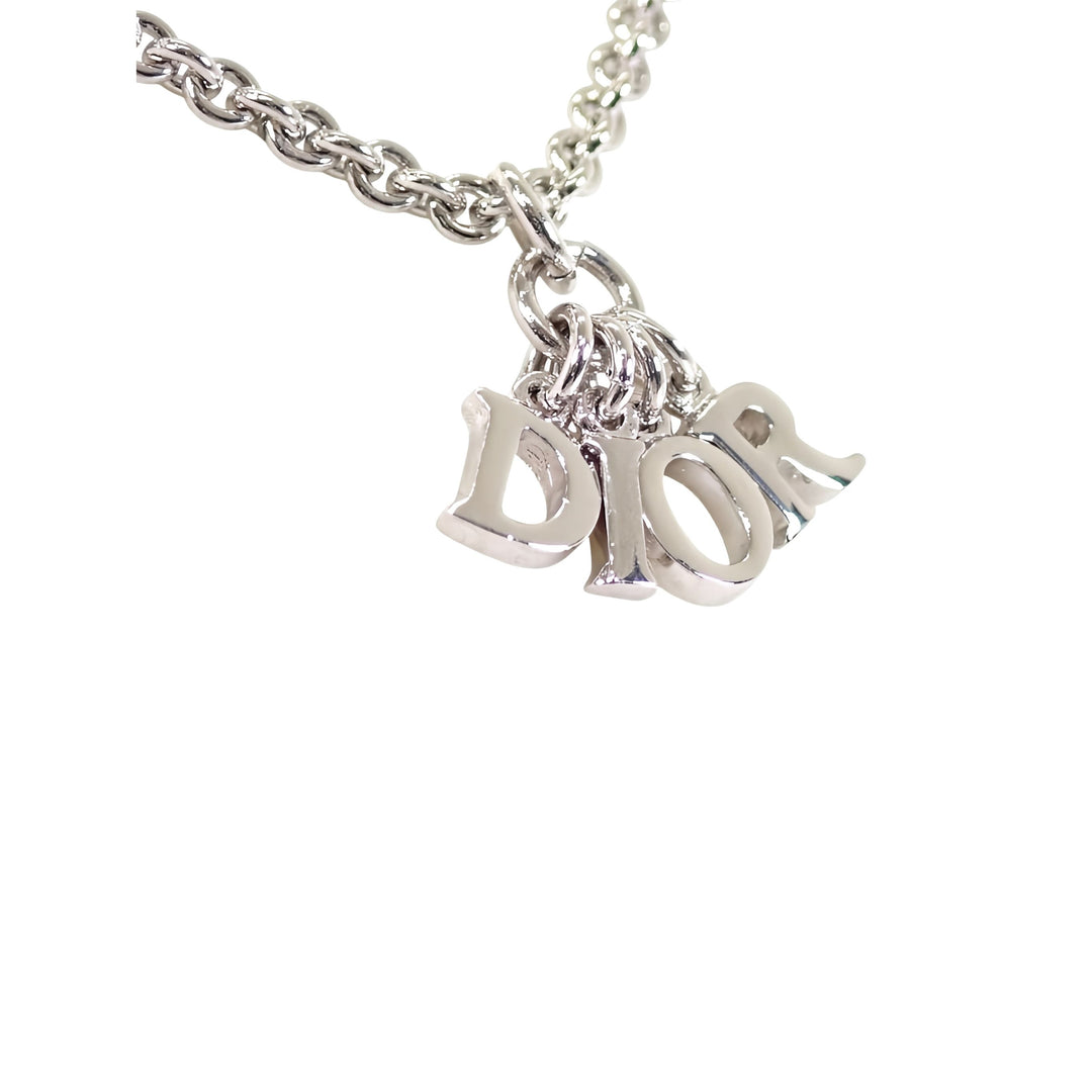 Dior Collier Finish Dangling Letters Pendant Argenté – vue 9 – GABY PARIS