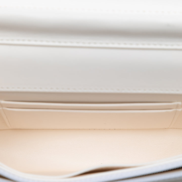 Chanel Matelassé Cuir d’agneau Book Wallet on Chain