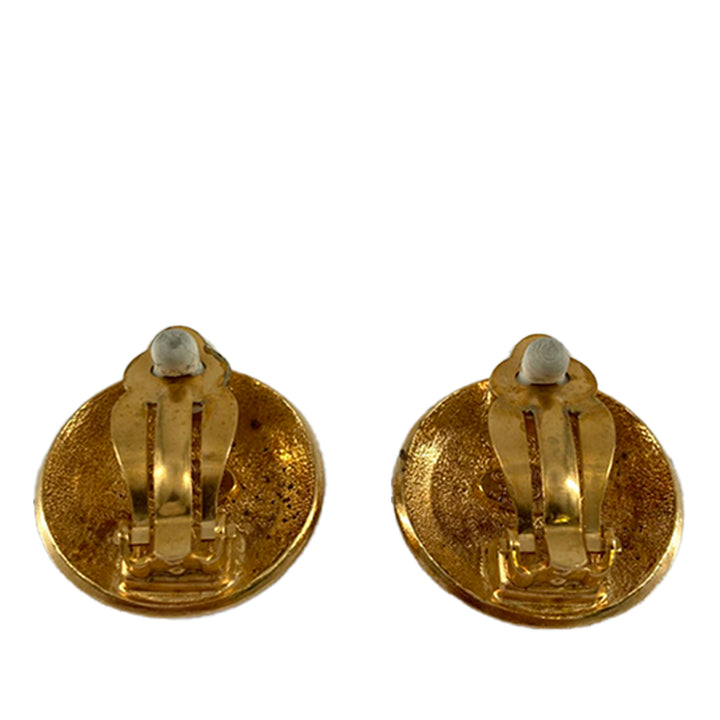 Chanel CC plaqué Rond À clip Boucles d'oreilles Doré – vue 3 – GABY PARIS