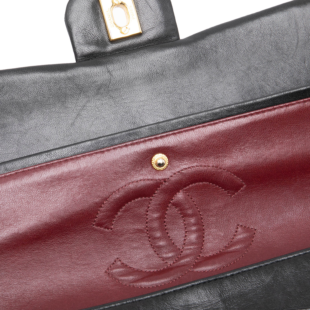 Chanel Medium Classic Cuir d’agneau Double rabat Noir