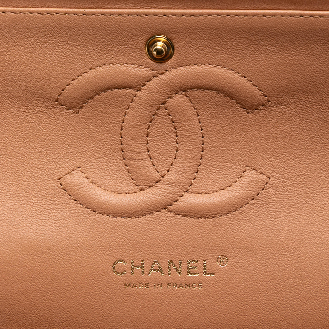 Chanel Medium Classic Cuir d’agneau Double rabat