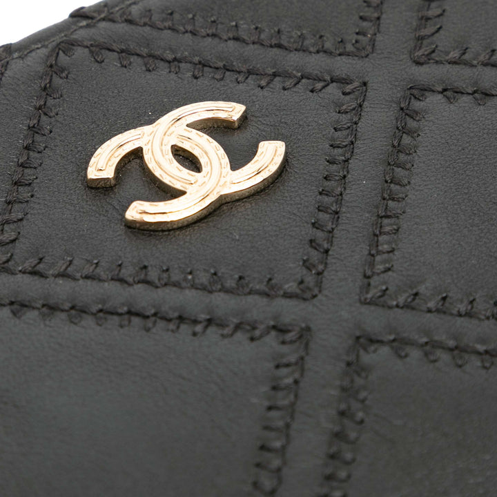 Chanel Medium Quilted Cuir d’agneau Double Stitch Tassel O Étui Pochette Noir