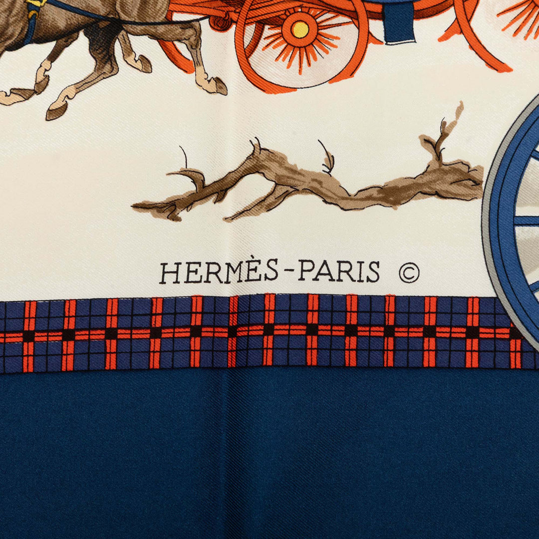 Hermès Carré L Hiver En Poste 90 Bleu – vue 6 – GABY PARIS