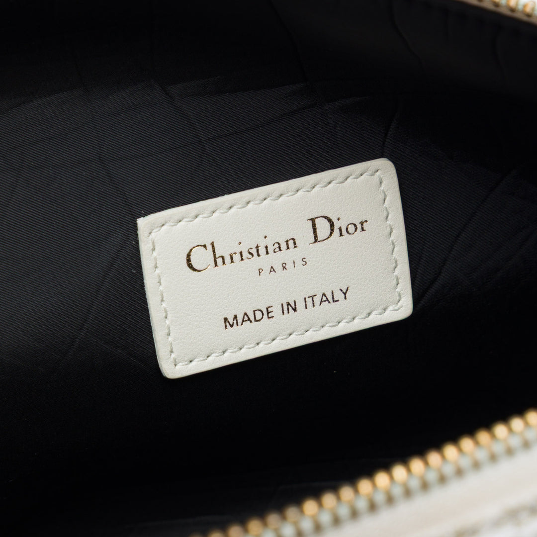 Dior Technical de Jouy DiorTravel Nomad Pochette Moyen Doré – vue 5 – GABY PARIS