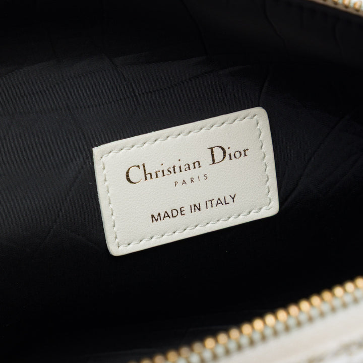 Dior Technical de Jouy DiorTravel Nomad Pochette Moyen Doré – vue 5 – GABY PARIS