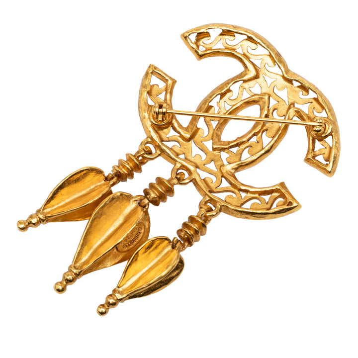 Chanel CC plaqué Filigree Fringe pendantes Broche Métal