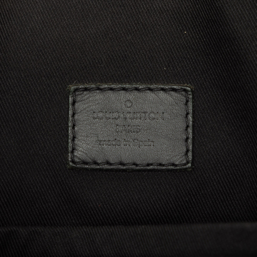 Discovery Messenger MM Damier Infini Noir