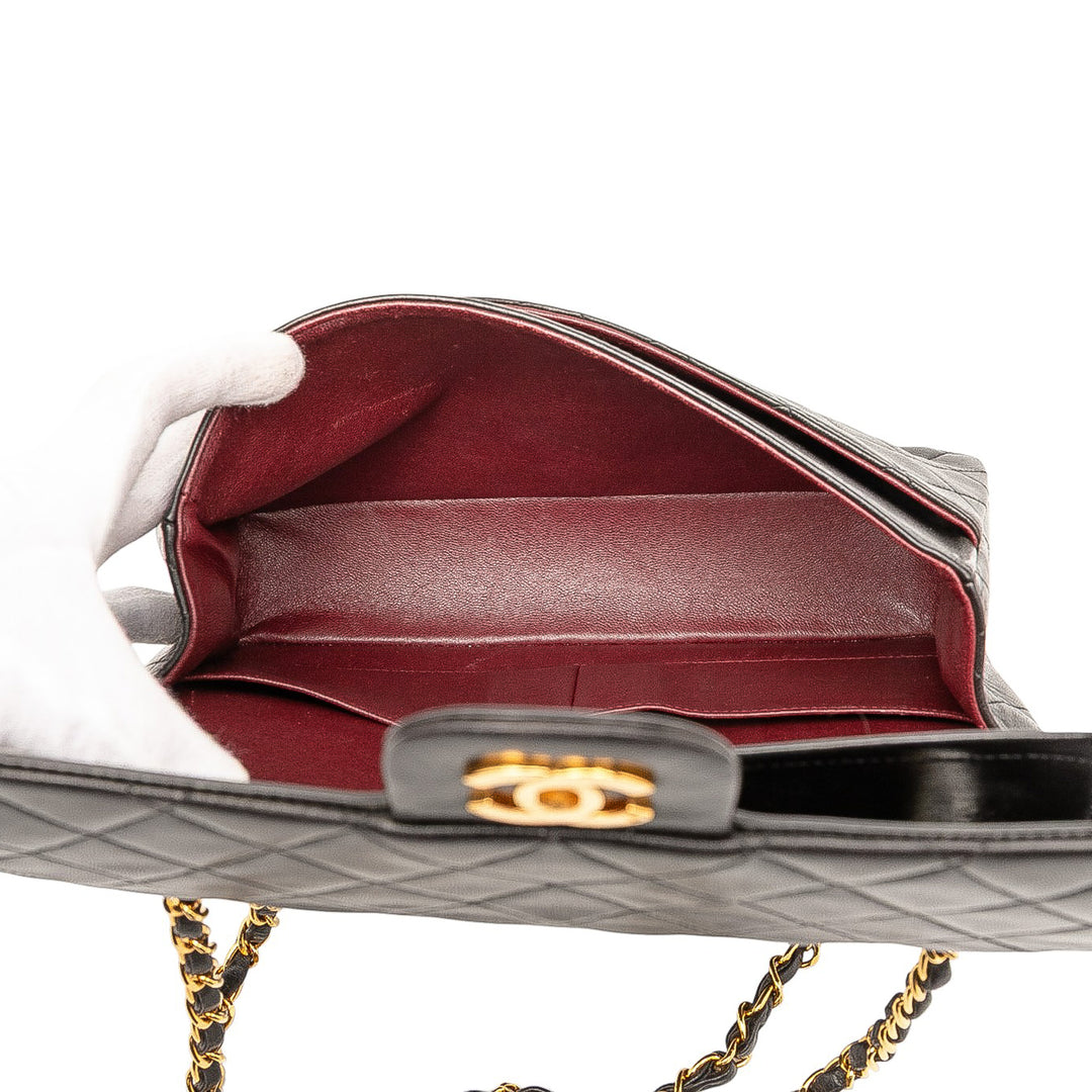 Chanel Medium Classic Cuir d’agneau Double rabat