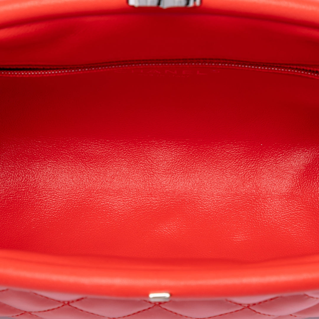 Chanel Matelassé Cuir verni Timeless Kiss Lock Pochette