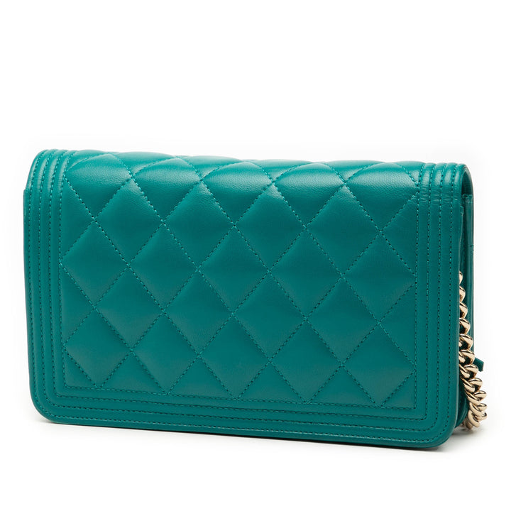 Chanel Matelassé Cuir d’agneau Boy Wallet on Chain