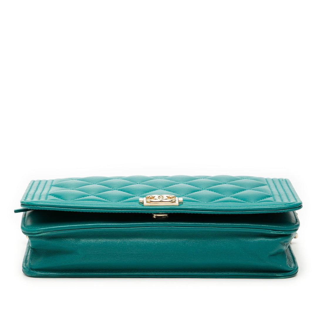 Chanel Matelassé Cuir d’agneau Boy Wallet on Chain