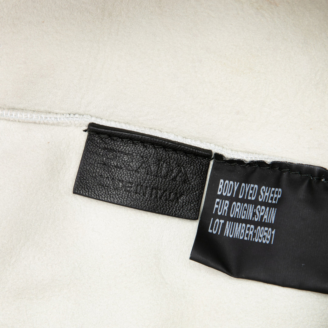 Prada Cabas Shearling Logo Matière naturelle Blanc – vue 5 – GABY PARIS
