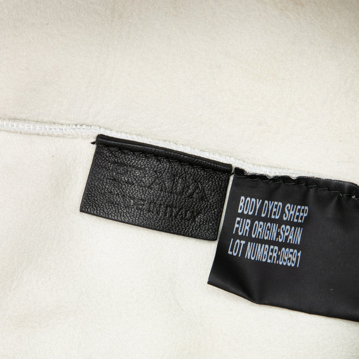 Prada Cabas Shearling Logo Matière naturelle Blanc – vue 5 – GABY PARIS