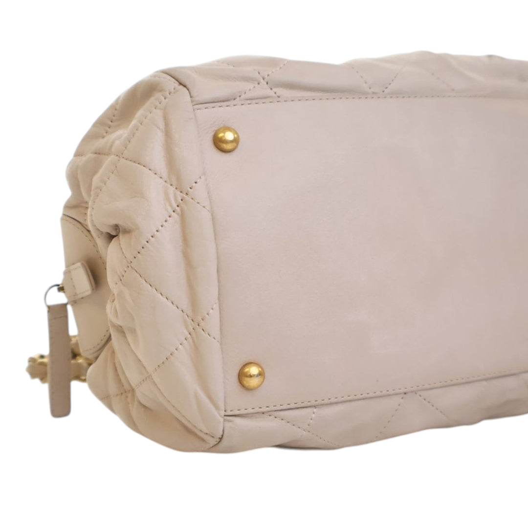 Chanel Matelassé Cuir de veau Chic Quilt Bowling Bag