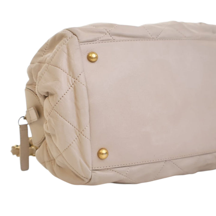Chanel Matelassé Cuir de veau Chic Quilt Bowling Bag
