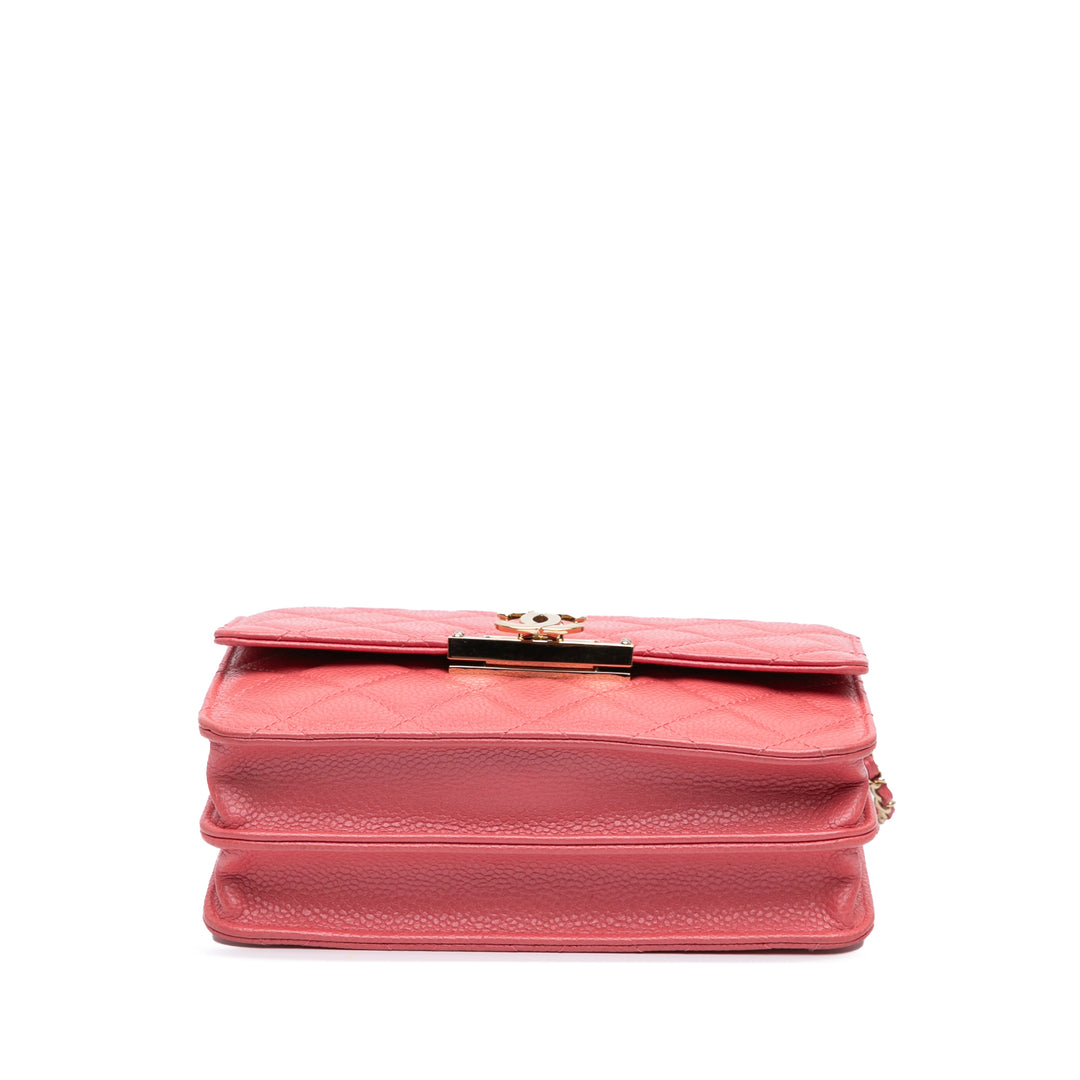 Quilted Caviar Golden Class Wallet On Chain Pink - Gaby Paris