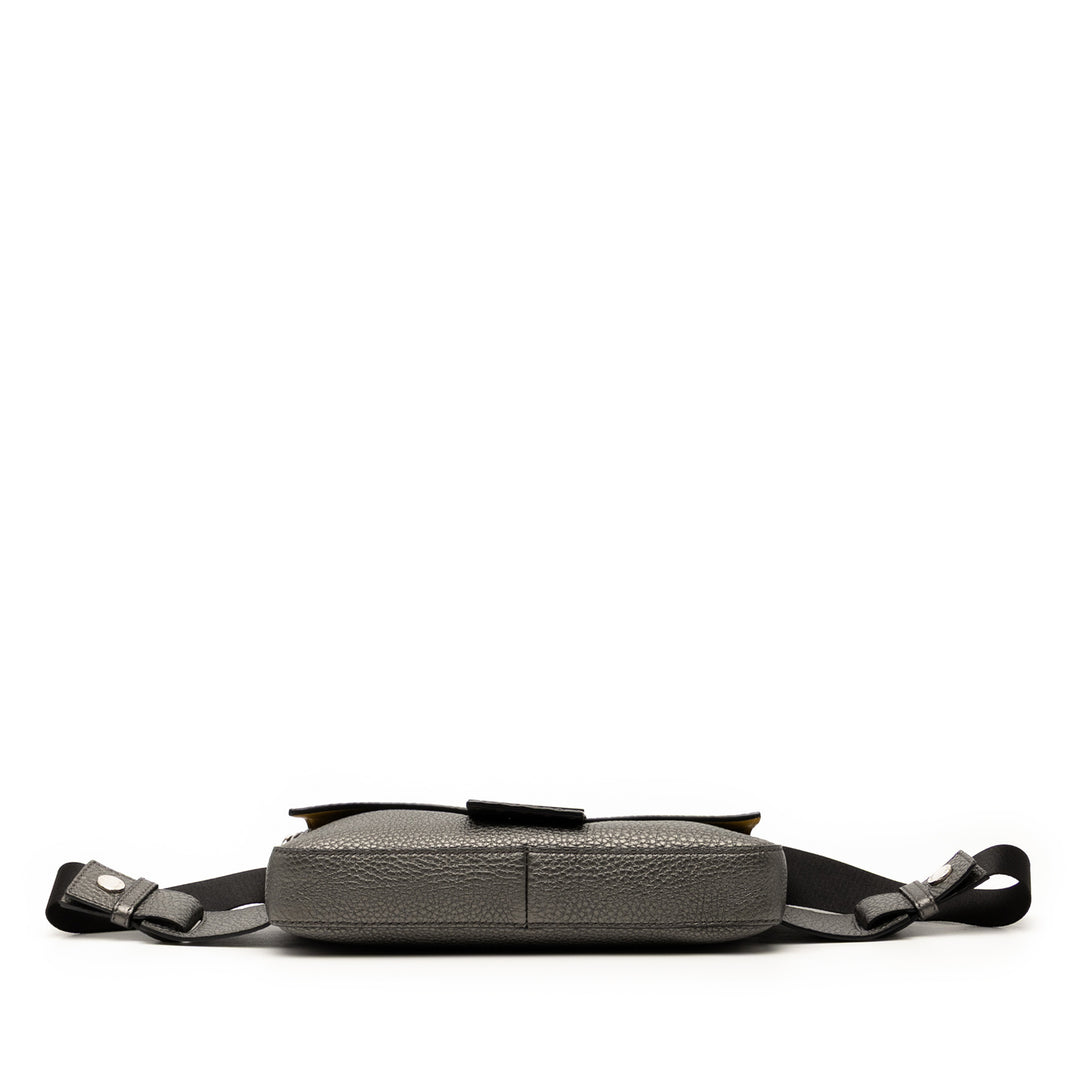 Fendi Selleria Baguette Sac Gris – vue 3 – GABY PARIS