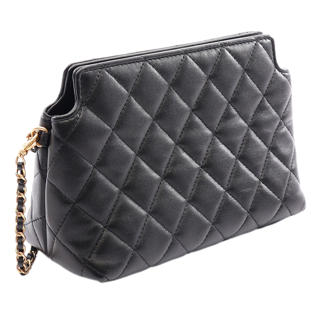 Chanel Sac porté épaule Matelassé Leo Cuir d'agneau Noir – vue 2 – GABY PARIS