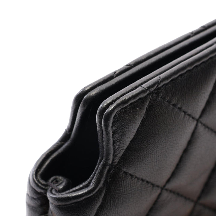 Chanel Sac porté épaule Matelassé Leo Cuir d'agneau Noir – vue 8 – GABY PARIS