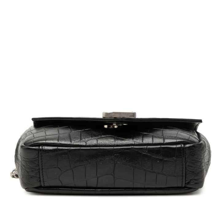 Saint Laurent Baby Croc embossé Cuir de veau Classic Monogram Sac à chaîne