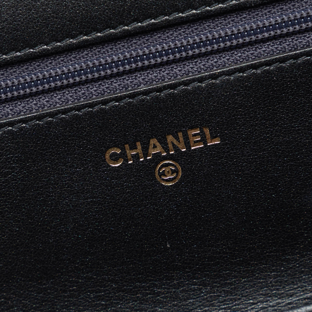 Chanel Matelassé Cuir d’agneau Double Stitch Boy Wallet on Chain