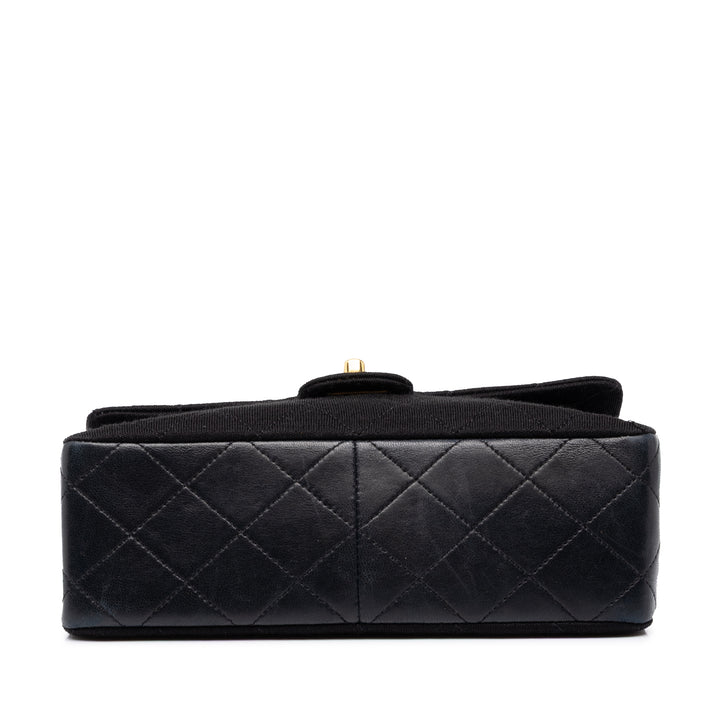 Chanel Sac bandoulière Matelassé Jersey et Carré à rabat Mini Cuir d'agneau Noir – vue 3 – GABY PARIS