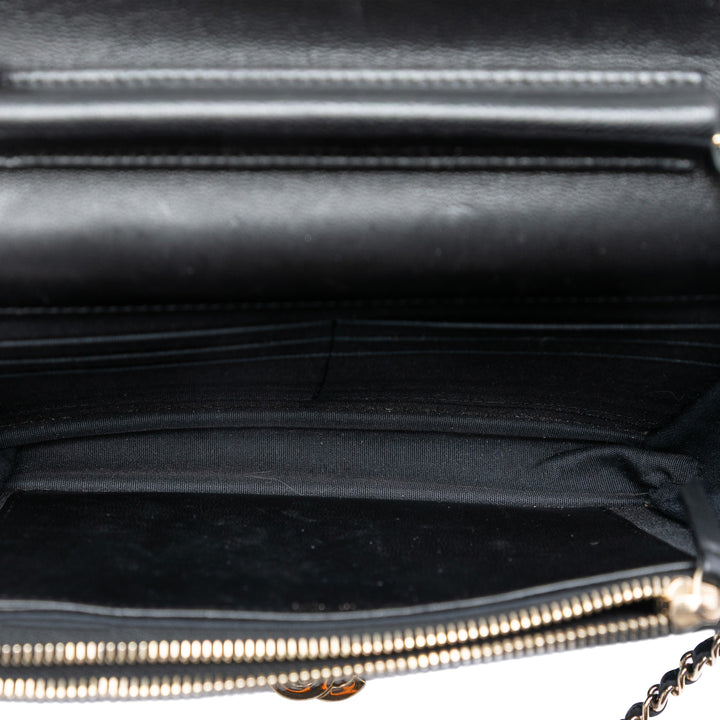 Chanel Matelassé Cuir d’agneau Golden Class Wallet on Chain