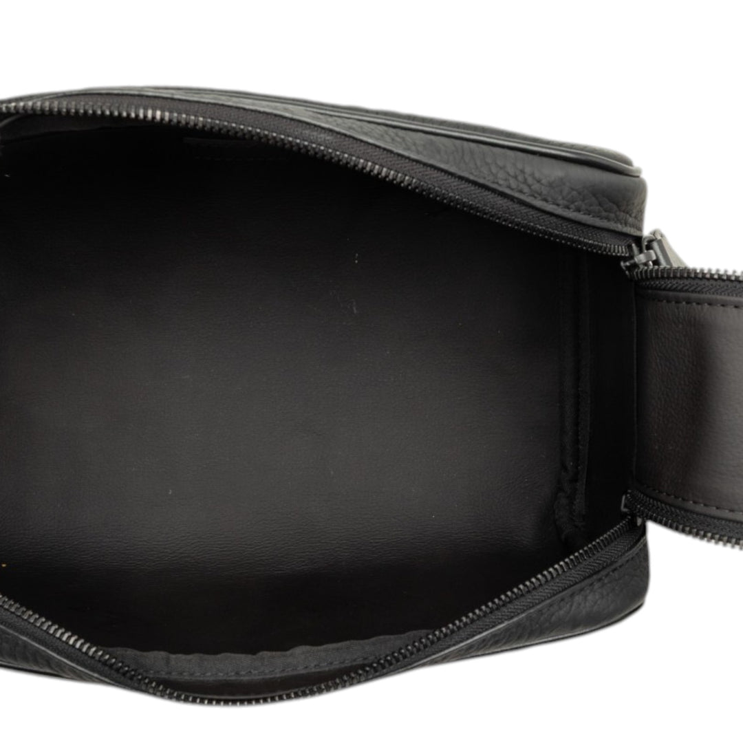 Shadow Locker Dopp Kit Pochette Monogram Noir