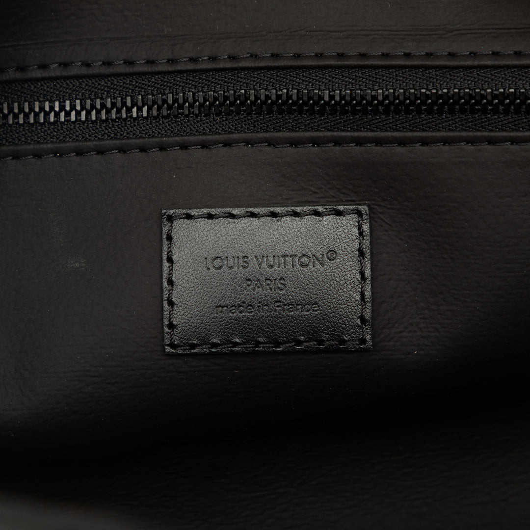 Shadow Locker Dopp Kit Pochette Monogram Noir