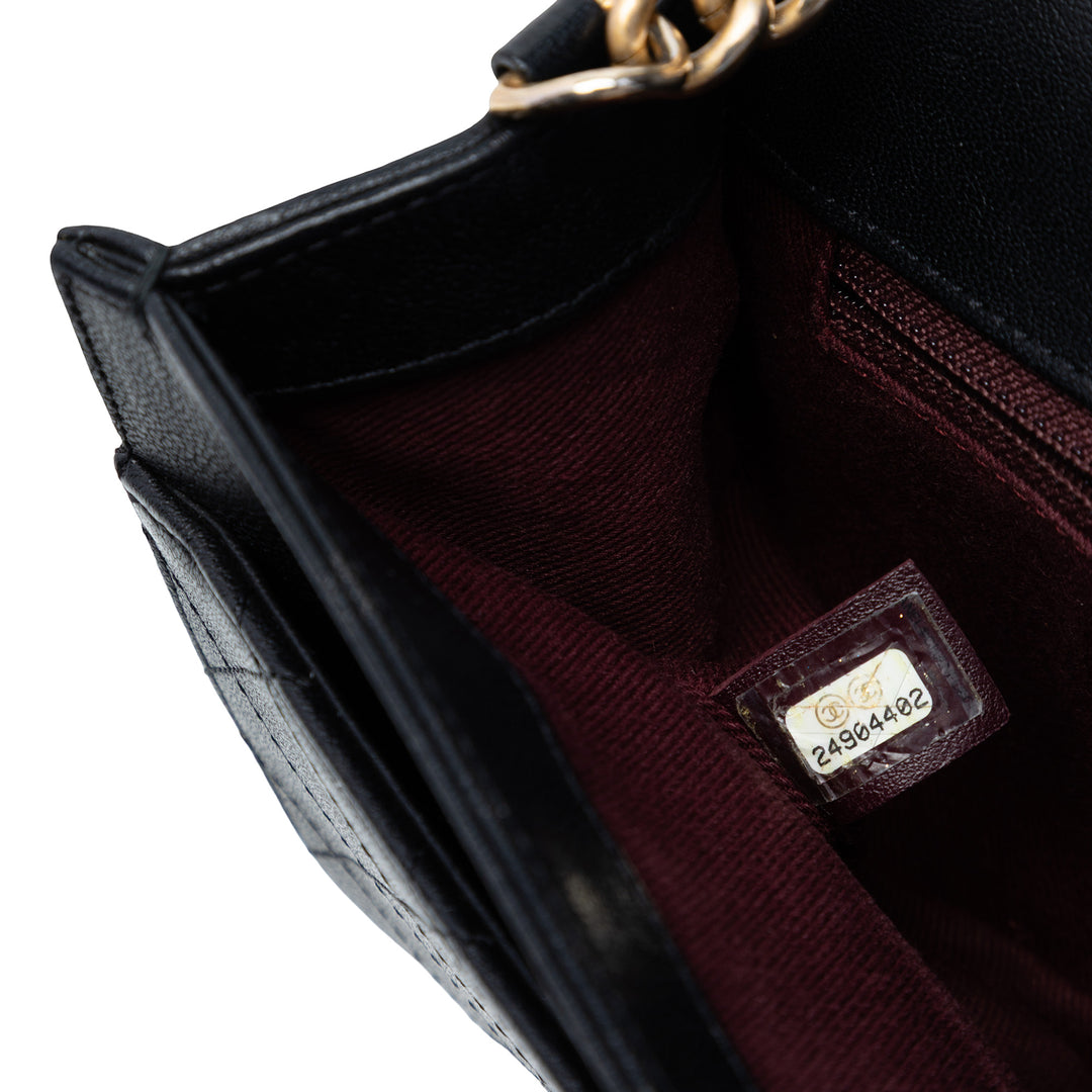 Chanel Large Matelassé Sheepskin Front Chain à rabat