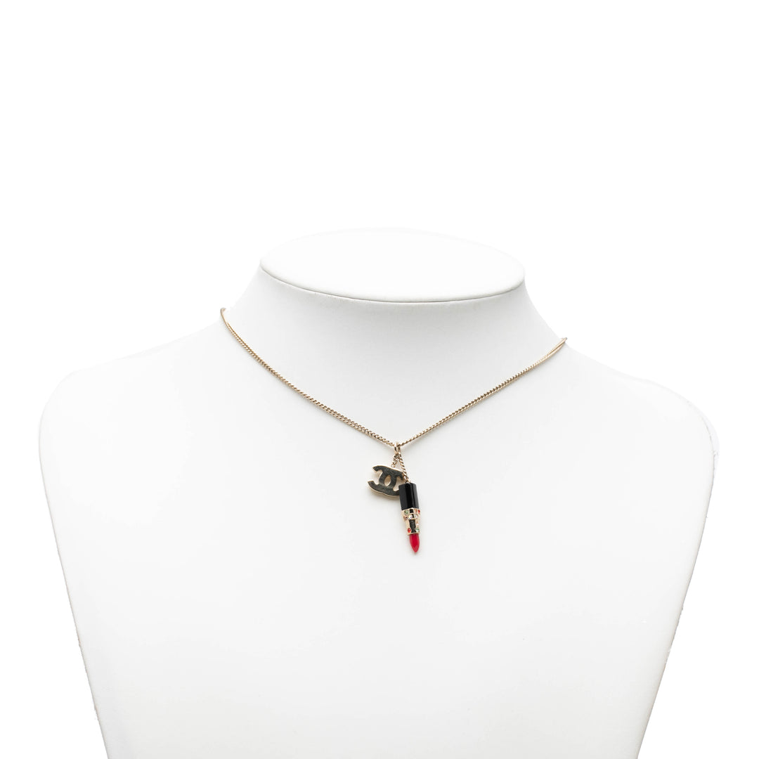 Chanel CC plaqué Strass Resin Lipstick Pendant Collier