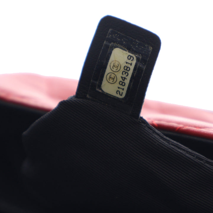 Chanel CC Bicolore Matelassé Grosgrain Rabat simple Moyen Cuir d'agneau