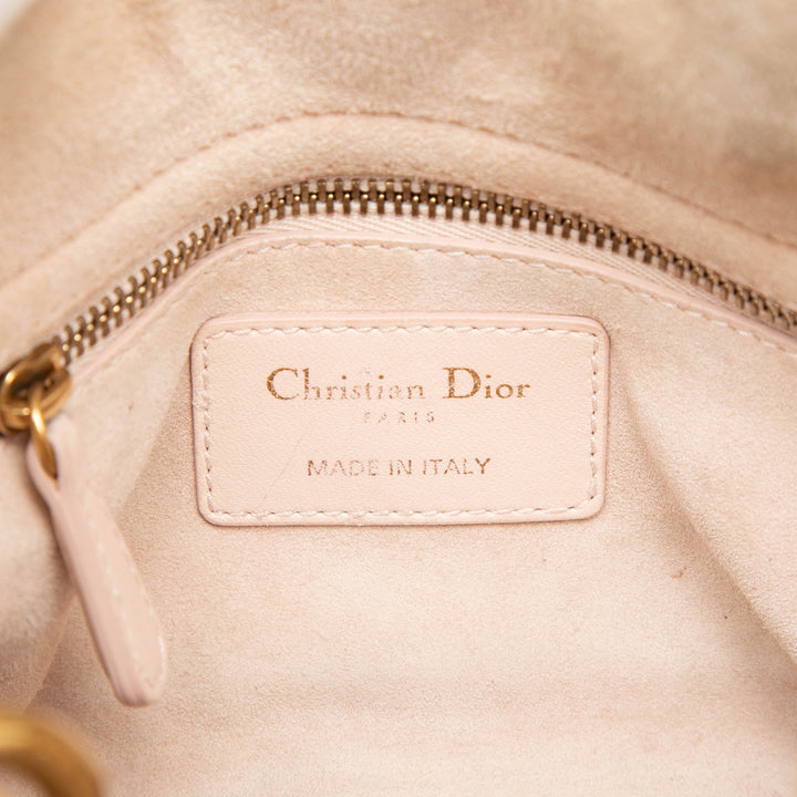 Dior Mini Cuir d’agneau Cannage clouté Supple Lady Dior