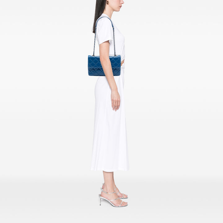 Chanel Medium Matelassé Cuir d’agneau Trendy CC à rabat