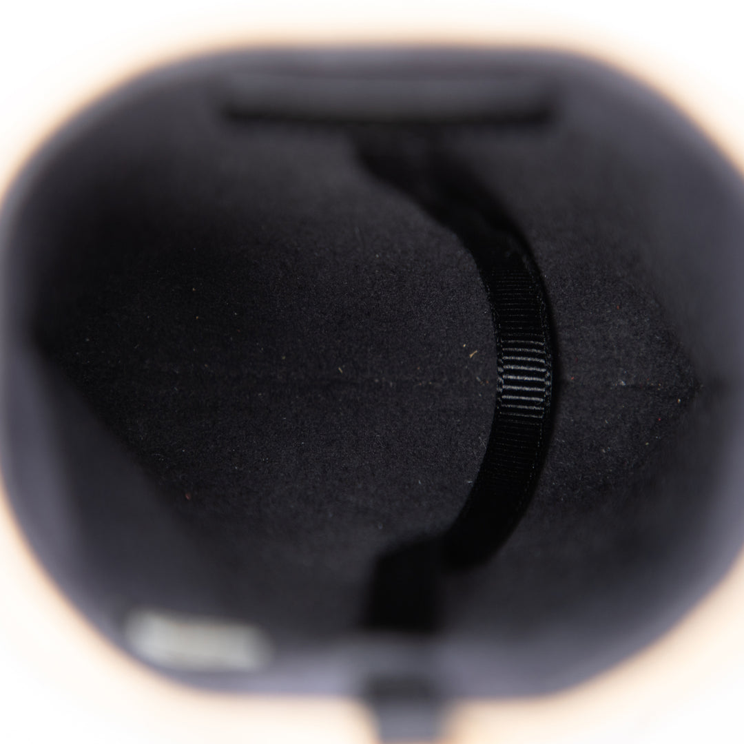 Chanel CC Matelassé et clouté Métallisé Sac rond à chaîne Étui téléphone Cuir d'agneau Doré – vue 4 – GABY PARIS