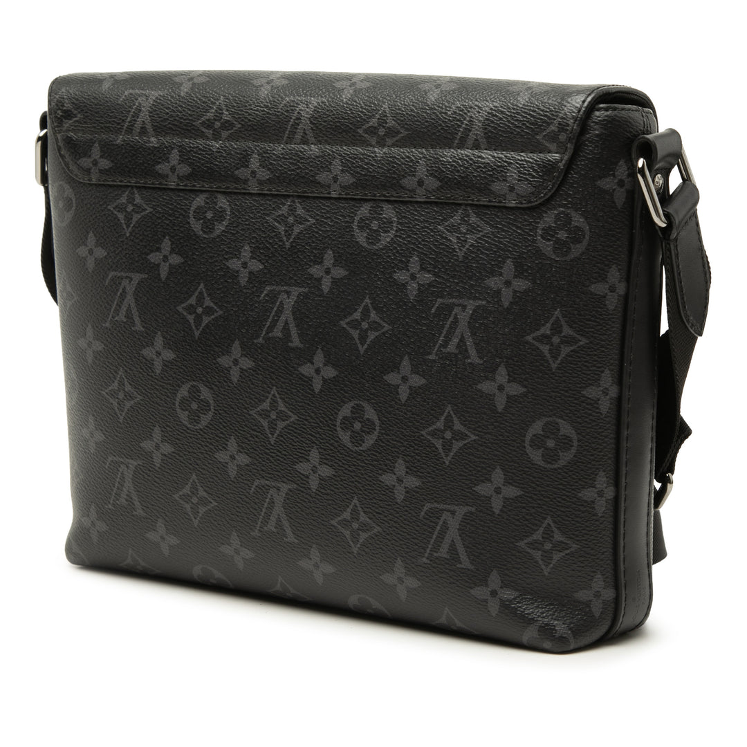 Louis Vuitton Monogram Eclipse District PM