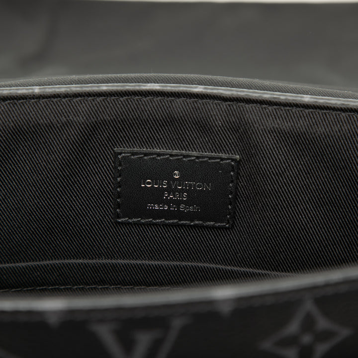 Louis Vuitton Monogram Eclipse District PM