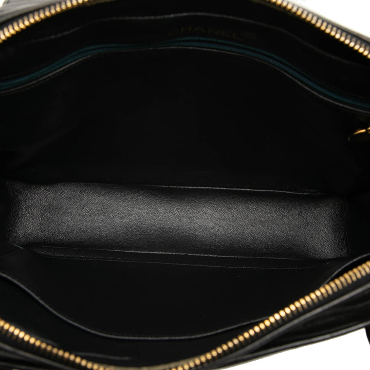 Chanel Matelassé Sac Cuir d'agneau Noir – vue 4 – GABY PARIS